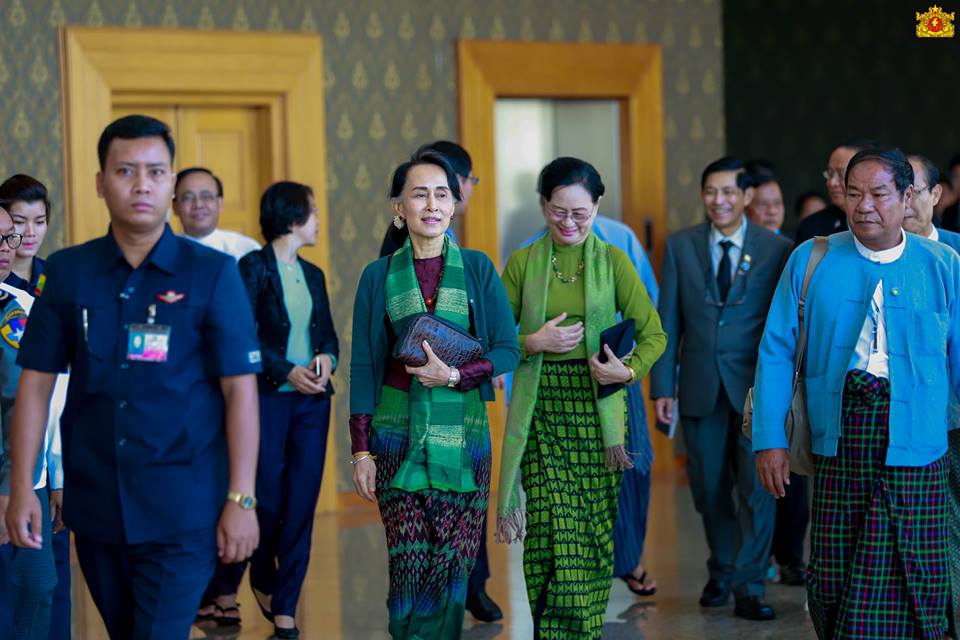 ေဒၚေအာင္ဆန္းစုၾကည္ တ႐ုတ္ႏိုင္ငံမွ ျပန္လည္ေရာက္ရွိ