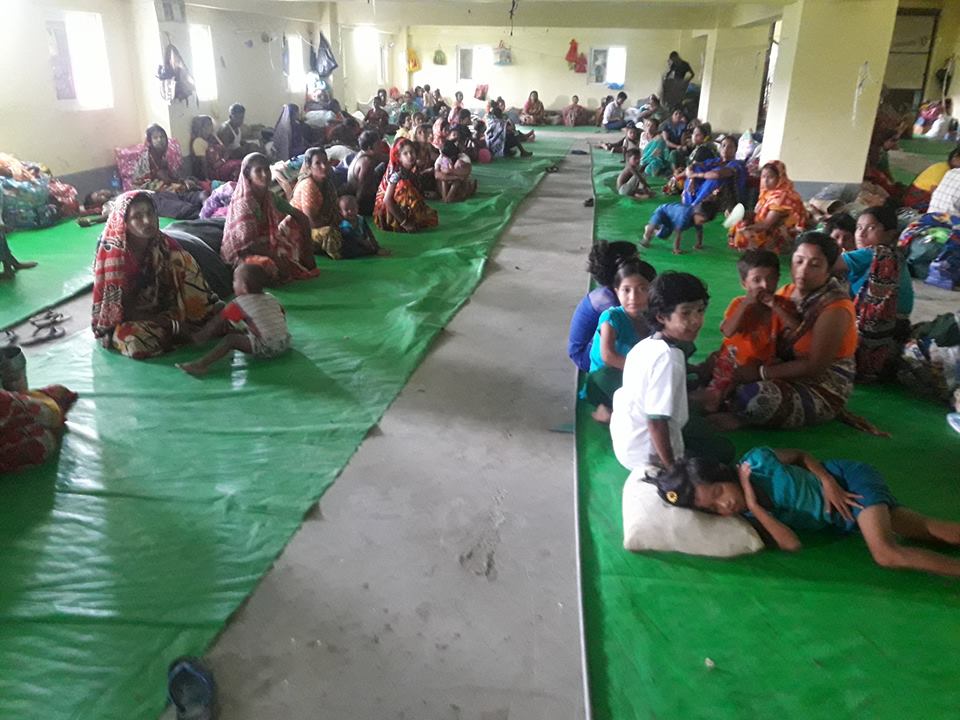 အၾကမ္းဖက္မႈေၾကာင့္ ထြက္ေျပးလာသည့္ ဟိႏၵဴ ၃၀၀ ေက်ာ္ ေနရပ္ျပန္