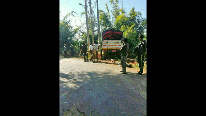 လိပ္သုိၿမိဳ႕နယ္ခြဲတြင္ ကားႏွင့္ဆုိင္ကယ္တုိက္မိ၊ အမ်ဳိးသမီး ၂ ဦး ေသဆုံး