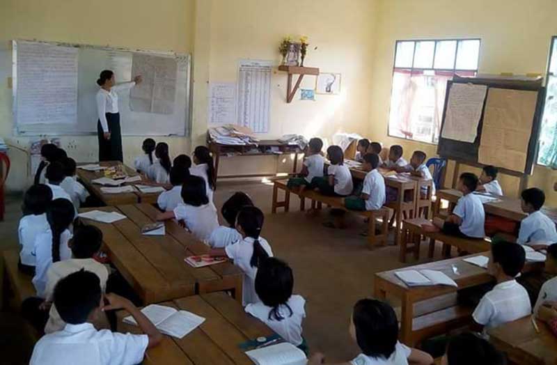 လူ႔အခြင့္အေရး ပညာေပးလုပ္ငန္းမ်ား ေက်ာင္းသင္႐ိုးညႊန္းတမ္းတြင္ ျပ႒ာန္းေပးရန္ ေတာင္းဆုိ