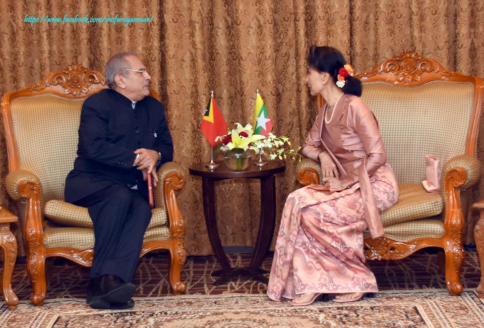 ေဒၚေအာင္ဆန္းစုၾကည္ႏွင့္ ႏိုဘယ္ဆုရွင္ တီေမာသမၼတေဟာင္း ရာမို႔စ္ေဟာ္တာႏွင့္ေတြ႔ဆံု