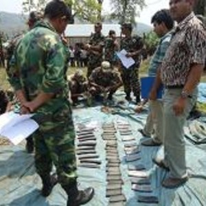 ေမာ္၀ါဒီသူပုန္မ်ား နီေပါအစိုးရထံ လက္နက္မ်ား အျပီးအပိုင္ အပ္နွံ