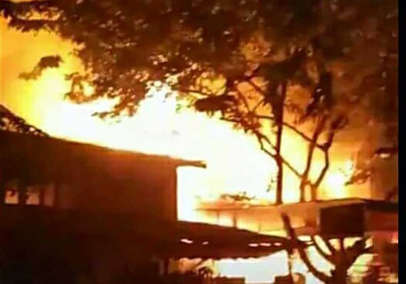 မေကြးၿမိဳ႕တြင္ လ်ွပ္စစ္ဝါယာ ေရွာ့ခ္ေၾကာင့္ ေနအိမ္ ၃ လံုး မီးေလာင္