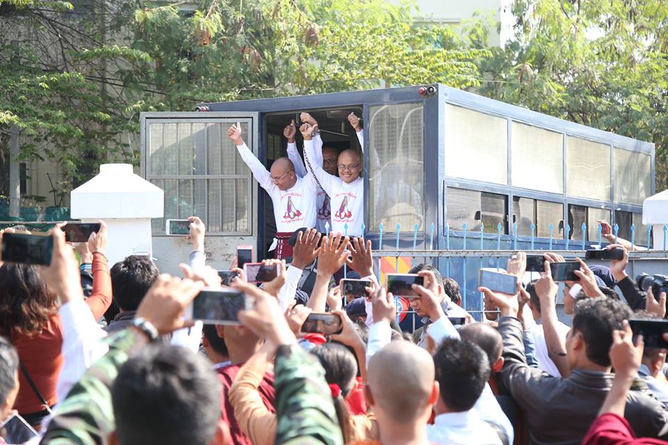 မႏၱေလးသပိတ္ဦးေဆာင္သံဃာမ်ားကို အလုပ္ၾကမ္းႏွင့္ ေထာင္ဒဏ္ ၁ ႏွစ္ခြဲခ်မွတ္