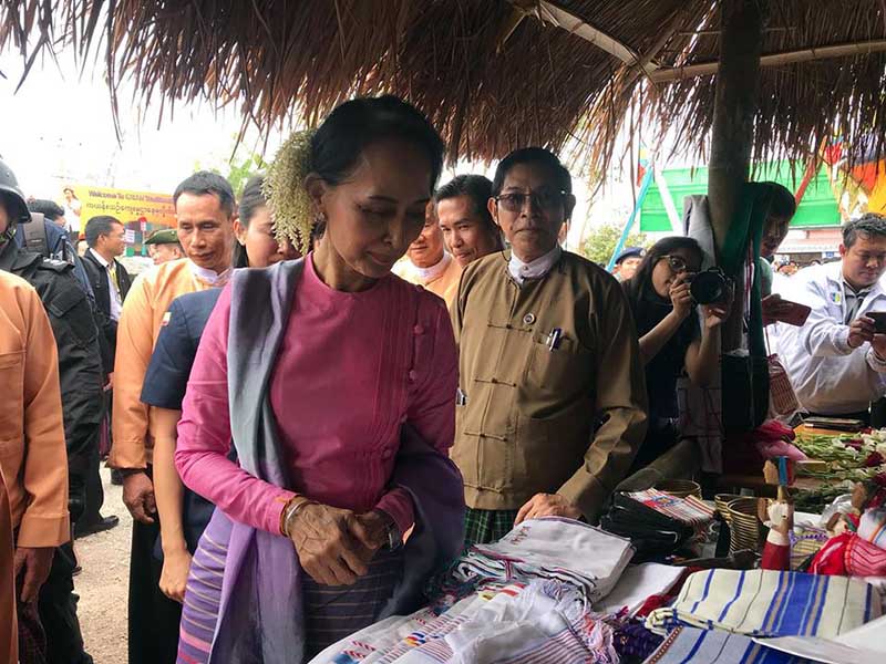 ကယန္းယဥ္ေက်းမႈဌာေနသို႔ ေဒၚေအာင္ဆန္းစုၾကည္ သြားေရာက္ေလ့လာ