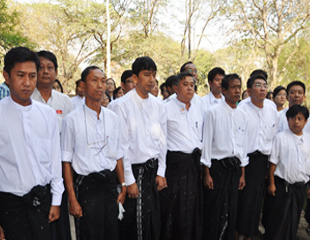 ၈၈ မ်ိုး​ဆက္​ေက်ာင္း​သား​မ်ား​ ႐ွမ္း​ျပည္ ခရီး​ထြက္မည္