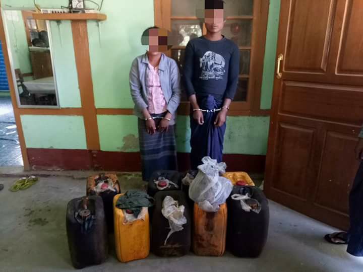 လိုင္းကားေပၚ တရားမ၀င္ေရနံစိမ္းသယ္သည့္ အမ်ဳိးသမီးႏွင့္ ယာဥ္ေမာင္းကို ဖမ္းဆီး