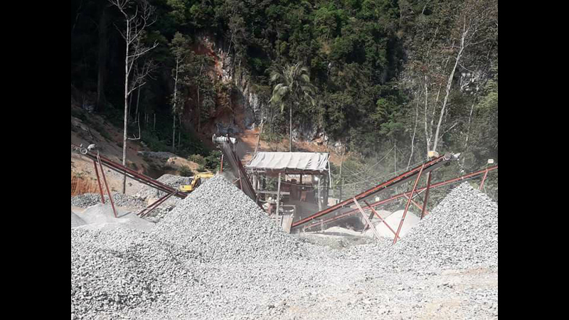 တ႐ုတ္ကုမၸဏီပိုင္ ေက်ာက္ႀကိတ္စက္က ေက်ာက္မႈန္႔မ်ား က်န္းမာေရးအတြက္ စိုးရိမ္