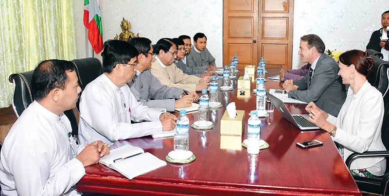 အမုန္းစကားေရးသားျဖန္႔ေ၀မႈ ေျဖရွင္းေရး ျပန္ၾကားေရး၀န္ႀကီးႏွင့္ဥေရာပသမဂၢသံအမတ္ႀကီး ေဆြးေႏြး