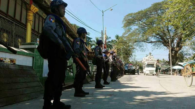 ရခိုင္​ျပည္​နယ္​ ၁၇ ၿမိဳ႕နယ္​တြင္​ လုံၿခံဳေရးတိုးျမႇင့္ခ်ထား