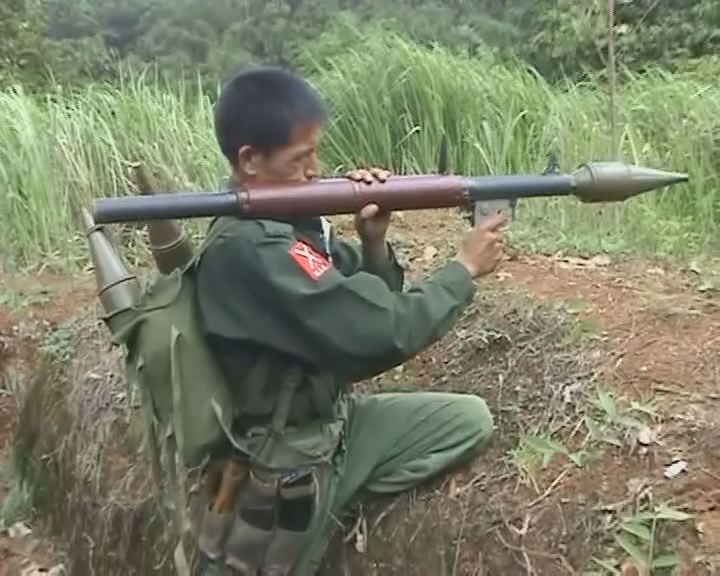 ကခ်င္တိုက္ပြဲ​ေၾကာင့္​ ႐ြာသား​မ်ား​ ဒုကၡ​ေရာက္