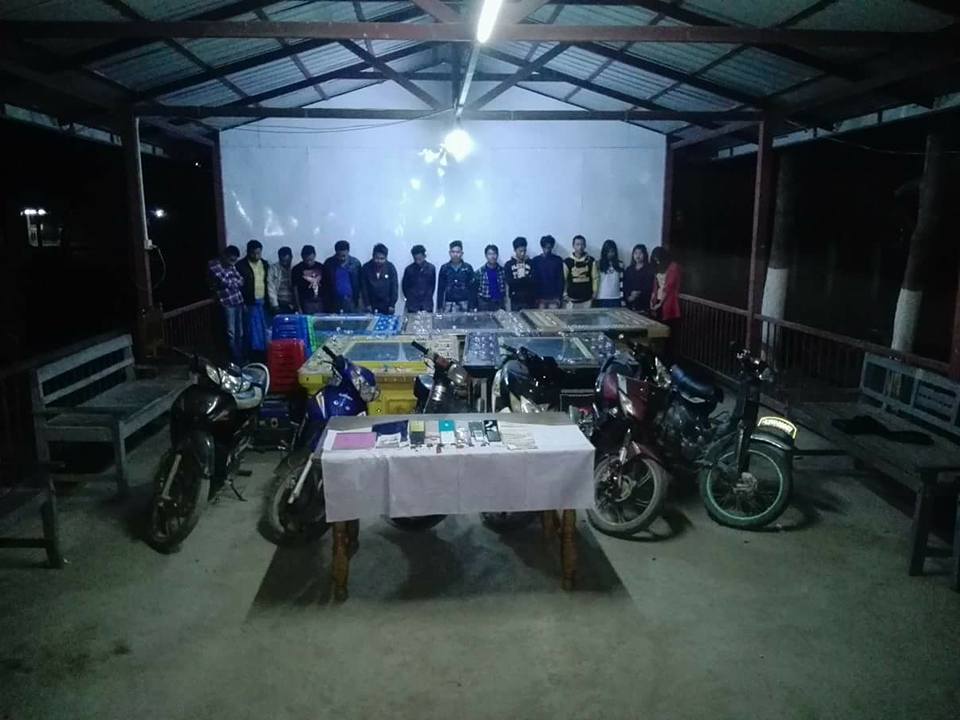 ေလာင္းကစားျပဳလုပ္ေနသည့္ ငါးမန္းဂိမ္းဆုိင္ကုိ တာ၀န္ရွိသူမ်ား ၀င္ေရာက္ဖမ္းဆီး