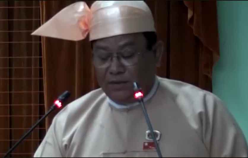 ဧရာဝတီတိုင္း၀န္ႀကီးခ်ဳပ္သစ္ က်မ္းသစၥာက်ိန္ဆို၊ ဆင္းရဲႏြမ္းပါးမႈေလ်ာ့ခ်ေရး လုပ္ေဆာင္မည္