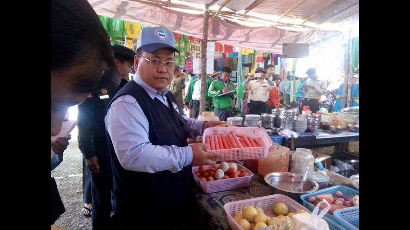 ဒီပကၤရာဘုရားပြဲေတာ္တြင္ ေဈးဆိုင္မ်ားကို ေရွာင္တခင္ ဝင္ေရာက္စစ္ေဆး