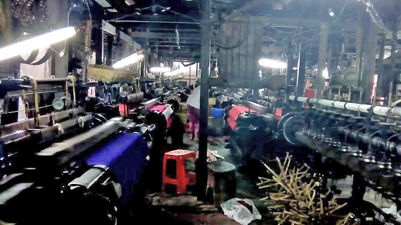 ရက္ကန္းလုပ္ငန္းမွ ထြက္သည့္ ေဆးဆိုးေရမ်ား စြန္႔ပစ္ရန္ အခက္အခဲရွိေန