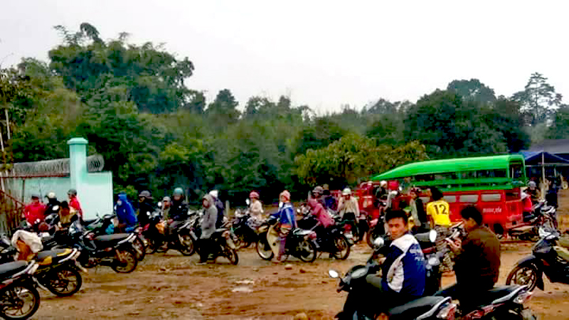 ပူတာအိုတြင္ လမ္းမ်ား ဖ်က္ဆီးခံထားရမႈေၾကာင့္ ဓာတ္ဆီႏွင့္ ဆန္မ်ား ျပတ္လပ္ေန