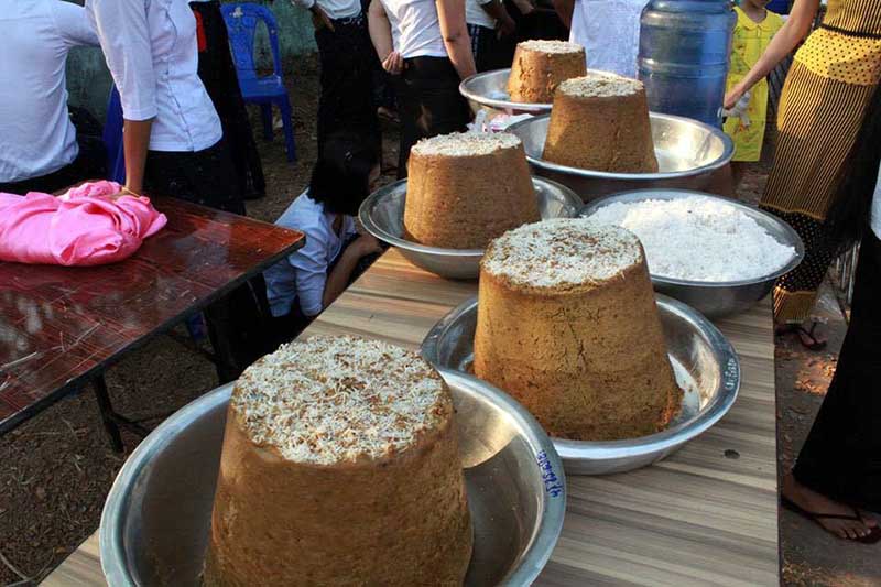 ေရးၿမိဳ႕တြင္ မုန္႔အမ်ဳိးအစားေပါင္း ၁၀၀ ေက်ာ္ပါ၀င္သည့္ ျမန္မာ့႐ိုးရာမု႔န္ပြဲေတာ္က်င္းပမည္