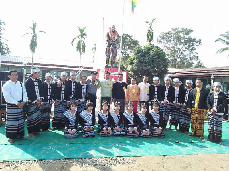 ဗန္းေမာက္ၿမိဳ႕တြင္ ဗိုလ္ခ်ဳပ္ေၾကးရုပ္တုသစ္ဖြင့္လွစ္ (သတင္းဓာတ္ပံု)