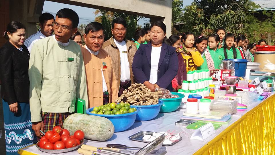 အေျခခံစားေသာက္ကုန္ႏွင့္ လူသံုးကုန္ပစၥည္းထုတ္နည္းသင္တန္း မိုးညႇင္းတြင္ ဖြင့္လွစ္