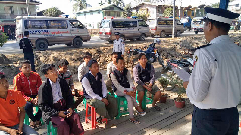 ဆယ္တန္းစာေမးပြဲ ကာလတြင္း အိတ္ေဇာပိုက္ဖြင့္ ေမာင္းသည့္ ဆိုင္ကယ္မ်ားကို အေရးယူမည္