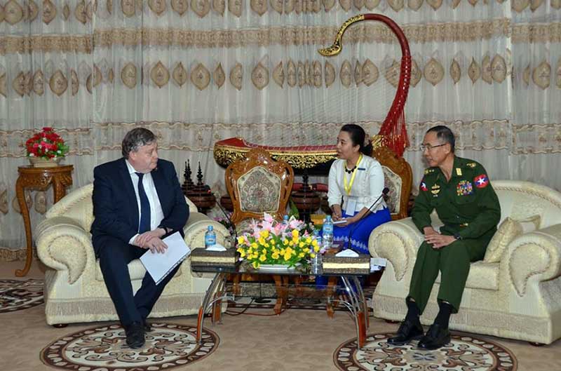 ျမန္မာ့ဒီမုိကေရစီျဖစ္စဥ္ ေနာက္ျပန္လွည့္ႏုိင္သည့္ အႏၱရာယ္ရွိဟု ဥေရာပပါလီမန္ေျပာ