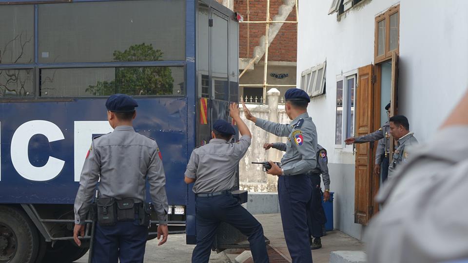 FDA ၀န္ထမ္းအမ်ဳိးသမီးအားသတ္ခဲ့သည့္ တရားခံကို ပုန္းကြယ္၍ ႐ုံးထုတ္(႐ုပ္သံ)