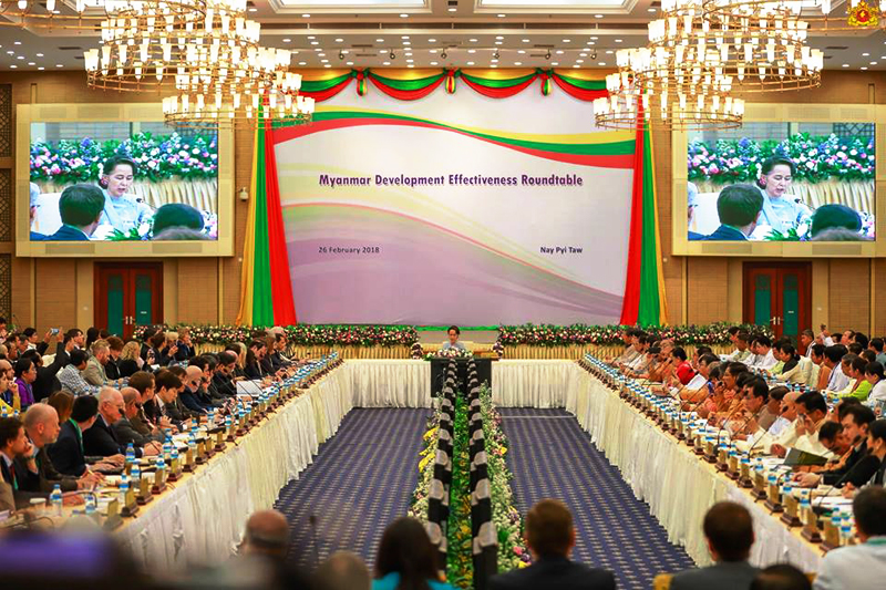 စိန္ေခၚမႈ အမ်ားဆုံးကာလေရာက္ေန၊ ႏုိင္ငံတကာအကူအညီမ်ား ပုိလုိအပ္ဟု အတုိင္ပင္ခံေျပာ
