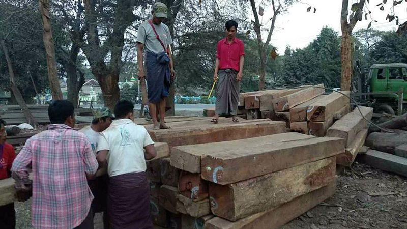 မိတီၳလာ-ေတာင္ႀကီးလမ္းတြင္ ပိေတာက္ခြဲသားမ်ား ဖမ္းမိ