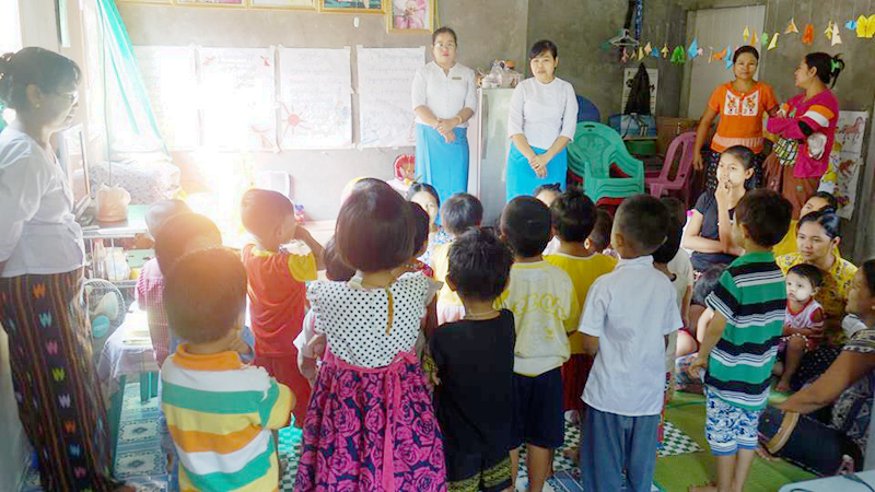 ကေလးငယ္မ်ားကို နည္းစနစ္မွန္ကန္စြာ ျပဳစုပ်ဳိးေထာင္ရန္ မိခင္ဝိုင္းမ်ား အေကာင္အထည္ေဖာ္ေန