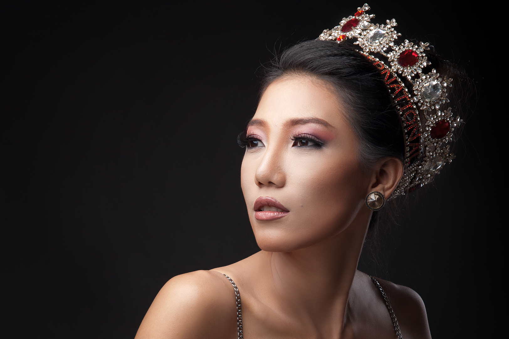 သ႐ုပ္ေဆာင္မႈပုိင္း ေက်နပ္အားရမႈမရွိေသးဟု ႐ုပ္ရွင္သ႐ုပ္ေဆာင္ လွယဥ္ေက်းေျပာ