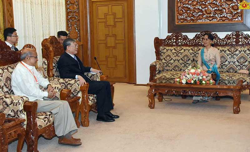 လွ်ပ္စစ္ႏွင့္စြမ္းအင္က႑ ပူးေပါင္းေရး ျမန္မာ- တ႐ုတ္- ဘဂၤလားေဒ့ရွ္ ေဆြးေႏြး