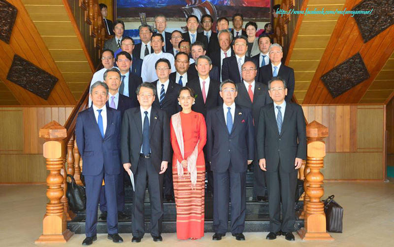 ျမန္မာလူငယ္မ်ား ဂ်ပန္တြင္ ပညာသင္ရန္ ေဒၚေအာင္ဆန္းစုၾကည္ႏွင့္ ဂ်ပန္အဖြဲ႔ ေဆြးေႏြး