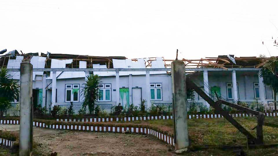 တာခ်ီလိတ္ခ႐ုိင္တြင္ ေလျပင္းတိုက္၊ ေနအိမ္ႏွင့္ အေဆာက္အဦအခ်ဳိ႕ ပ်က္စီး