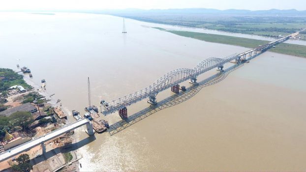 အဓိကျမစ္ေခ်ာင္းမ်ားအေပၚတည္ေဆာက္မည့္ အႀကီးစားေရကာတာကုိ ရပ္တန္႔ရန္ ေတာင္းဆုိ