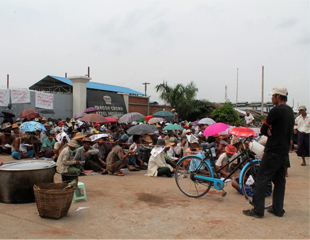 သံမဏိစက္ရံုအလုပ္သမား​မ်ား​ အစာငတ္ခံဆနၵျပ
