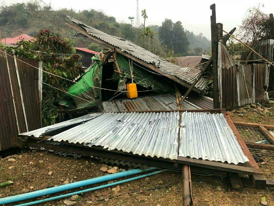 ဖားကန္႔ၿမိဳ႕နယ္တြင္ မိုးသီးေႂကြေလျပင္းတိုက္ခတ္မႈေၾကာင့္ ပ်က္စီးမႈအခ်ိဳ႕ရွိ