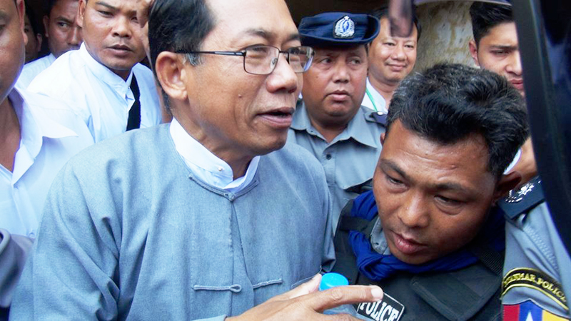 ေဟာေျပာမႈတခုကို ပုဒ္မ ၃ ခုတပ္ စြဲဆိုျခင္းဟာ ဥပေဒႏွင့္မညီဟု ေဒါက္တာေအးေမာင္၏ ေရွ႕ေန ေျပာ