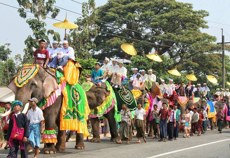 ပအိုဝ္းတိုင္းရင္းသားမ်ား၏ ႐ုိးရာ စုေပါင္းရဟန္းခံရွင္ျပဳပြဲ (ဓာတ္ပံု)