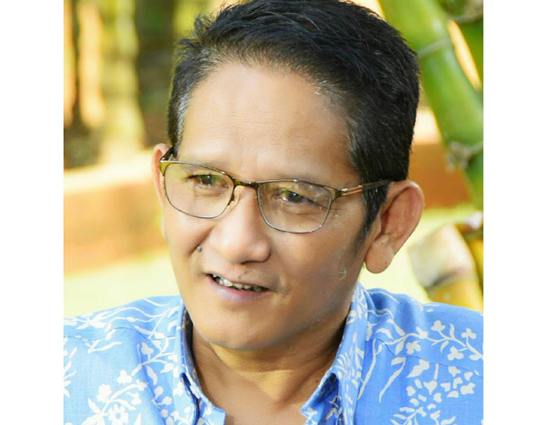 အြန္လိုင္းတြင္ပ်ံ႔ႏွံ႔ေနသည့္ ဂ႐ုပ္ခ်က္ကိစၥ ႐ုပ္ရွင္အစည္းအ႐ံုးဥကၠ႒ ဦးဇင္ဝုိင္း ေတာင္းပန္