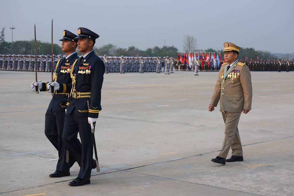 ဆန္႔က်င္ဘက္အဖြဲ႔အစည္းတခ်ဳိ႕က တပ္မေတာ္ကုိ နည္းမ်ဳိးစံုနဲ႔ တုိက္ခိုက္ေနဟုကာခ်ဳပ္ေျပာ