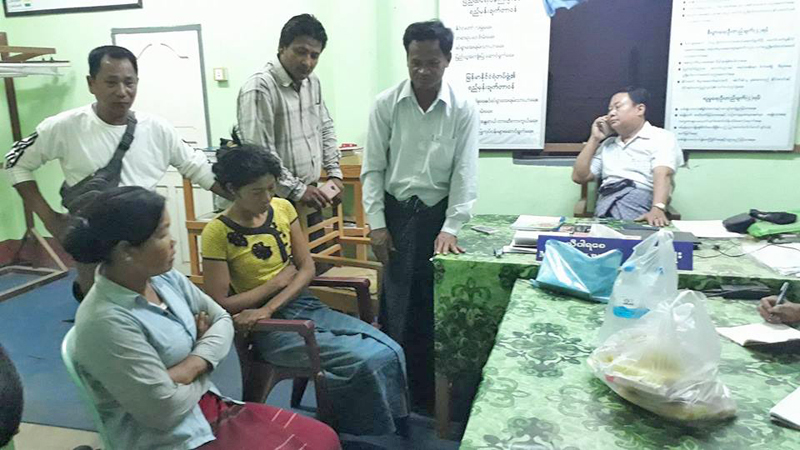 ဝက္ေမွးရြာသူ၂ ဦးကို ပုဒ္မႏွစ္ခုျဖင့္ တရားစဲြ