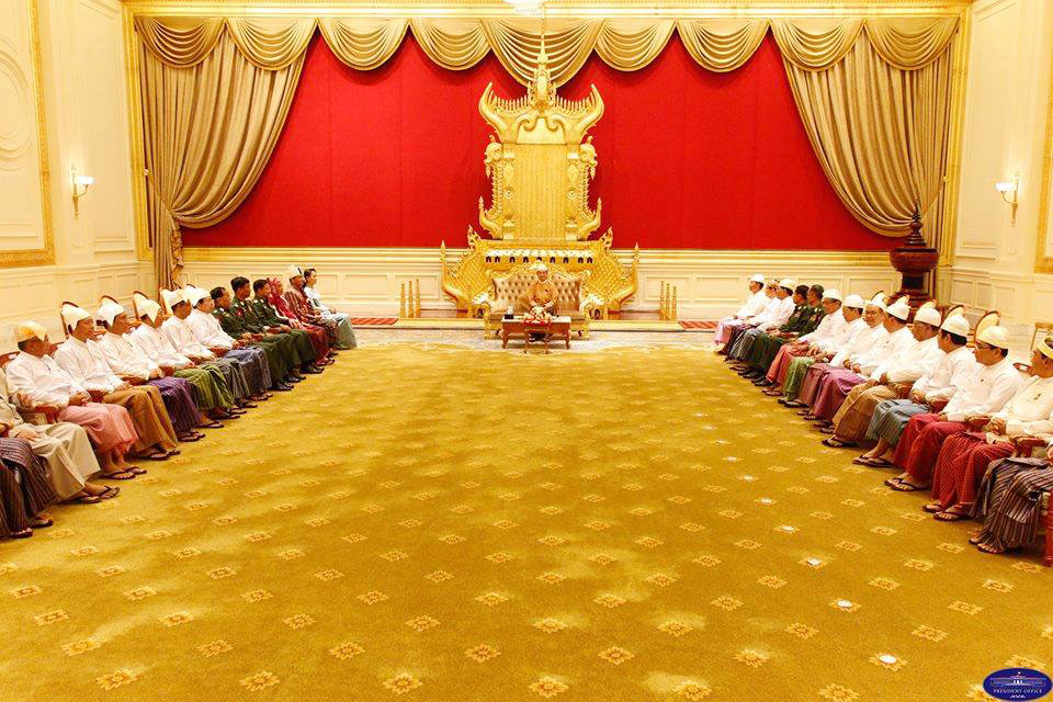 အမ်ဳိးသားကာကြယ္ေရးႏွင့္ လုံၿခံဳေရးေကာင္စီႏွင့္ ဘ႑ာေရးေကာ္မရွင္တို႔ကို ျပင္ဆင္ဖြဲ႔စည္း
