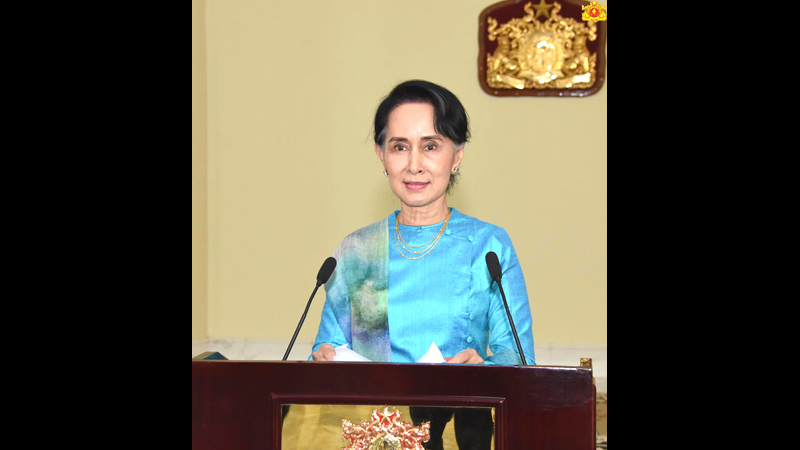 စုေပါင္းအင္အားျဖင့္ ႏိုင္ငံ၏ စိန္ေခၚမႈႀကီးမ်ားကို ေက်ာ္ျဖတ္မည္ဟု ေဒၚေအာင္ဆန္းစုၾကည္ေျပာ