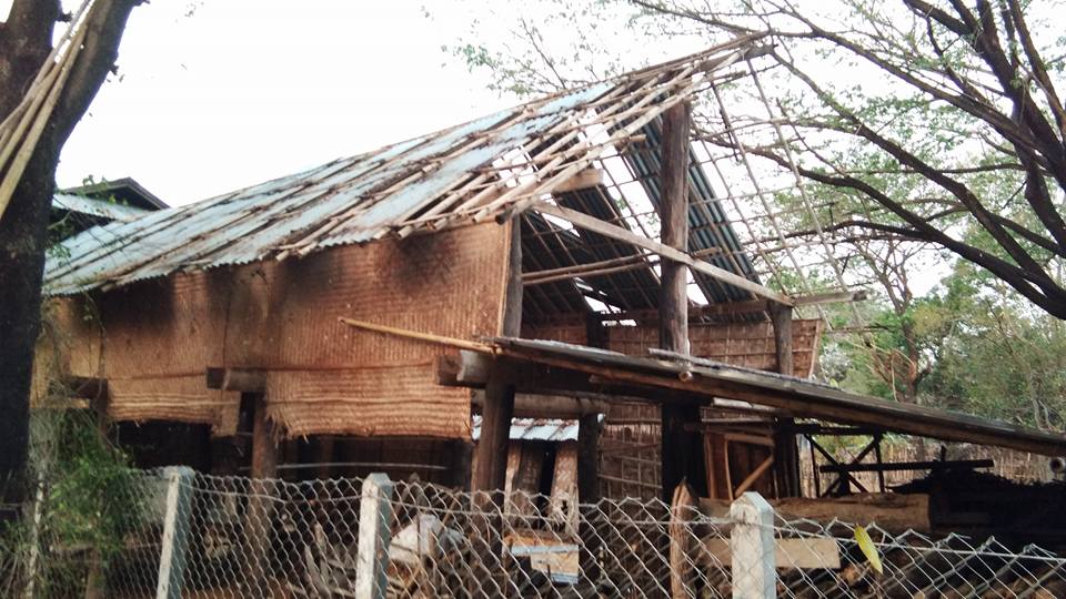 မေကြးတိုင္းတြင္ ေလျပင္းတိုက္၊ ေနအိမ္ ၁၀ လံုးၿပိဳလဲၿပီး ၇၀ ေက်ာ္ပ်က္စီး
