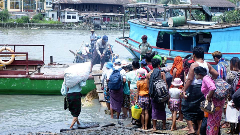 ေျမာင္းျမႀကိဳးတံတား ျပတ္က်ၿပီးေနာက္ ခရီးသြားလာေရး အခက္အခဲေတြ႔ေန