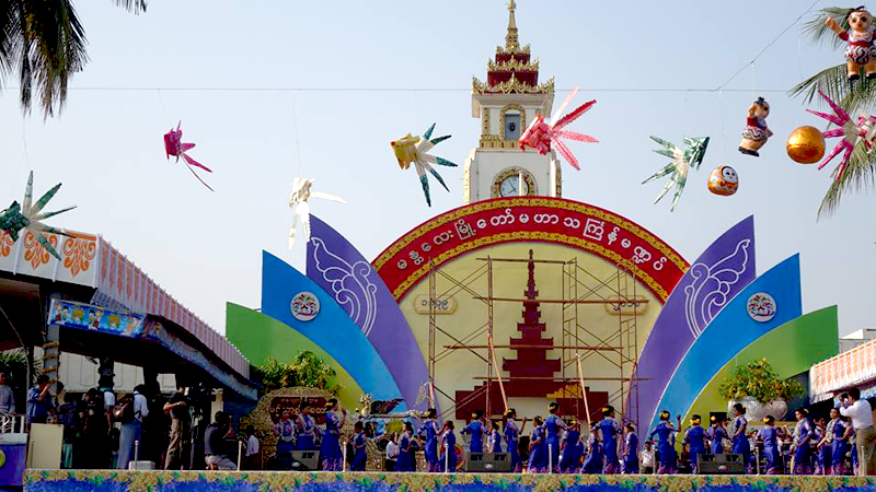 မႏၲေလးၿမိဳ႕ေတာ္ မဟာသႀကၤန္မ႑ပ္ဖြင့္ပဲြ အစမ္းေလ့က်င့္ (ဓာတ္ပံု)