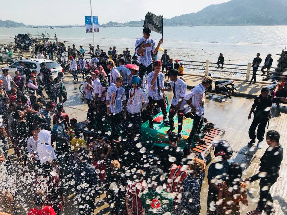 ၿမိတ္သႀကၤန္အႀကိဳေန႔ ျမင္ကြင္း