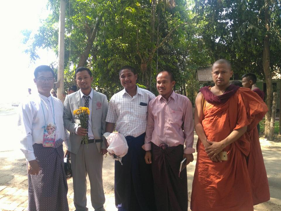 ဆရာ​ေတာ္​ဦးနႏၵသာရႏွင့္ ကိုခိုင္​နီမင္​းတို႔ ျပန္လည္လြတ္ေျမာက္