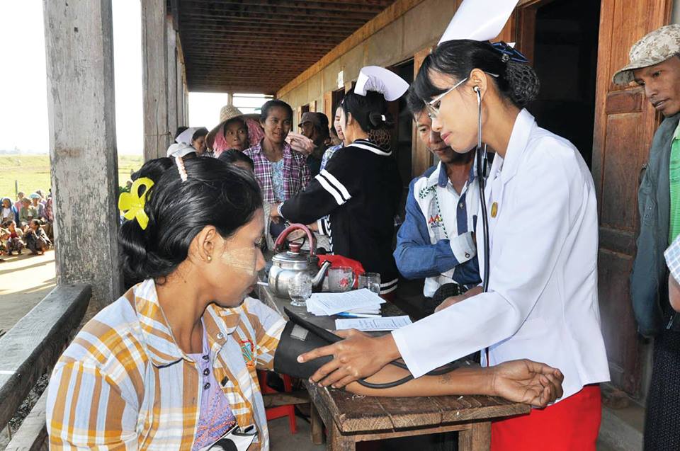 က်န္းမာေရးအတြက္ ႏိုင္ငံတကာအဖြဲ႔အစည္းမ်ားထံမွ ေဒၚလာသန္း ၄၀၀ ခန္႔ရရွိသံုးစြဲ