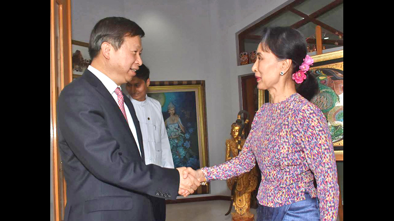 ေဒၚေအာင္ဆန္းစုၾကည္ႏွင့္ တ႐ုတ္ကြန္ျမဴနစ္ပါတီ ႏိုင္ငံတကာဆက္ဆံေရးဝန္ႀကီး ေတြ႔ဆံု